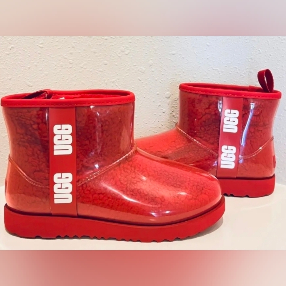 NEW - Girl's Classic Clear Mini Pixelate Samba Red Ugg Boot (Size 5) - NO BOX